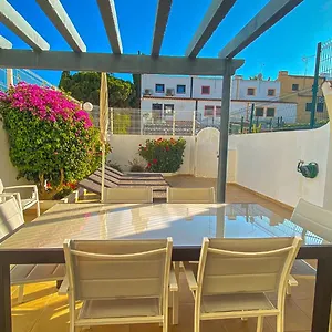 Shradhala V4 Marina By Hsrentals Holiday home